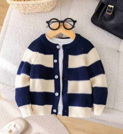 SHEIN KIDS SWEETER /K7